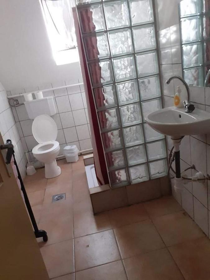 Hostal Pihenes A Malomtonal Privat Berlemeny Tapolca Exterior foto